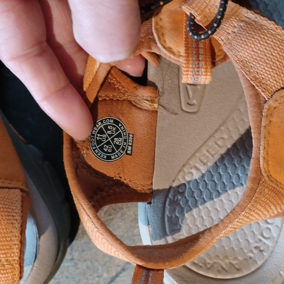 Orange Newport keen sandals - Picture 4 of 5